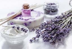 cilde parlaklık veren detoks kremleri