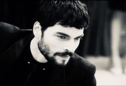 akın akınözü hercai